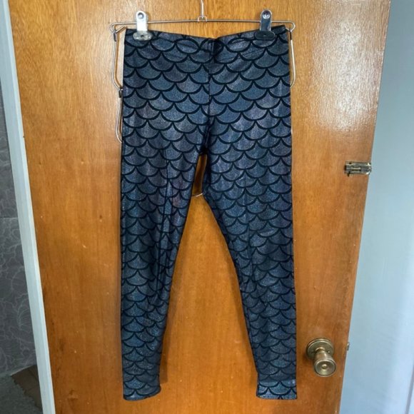 BlackMilk Merman Leggings - Black Holographic - Size S - Picture 5 of 7
